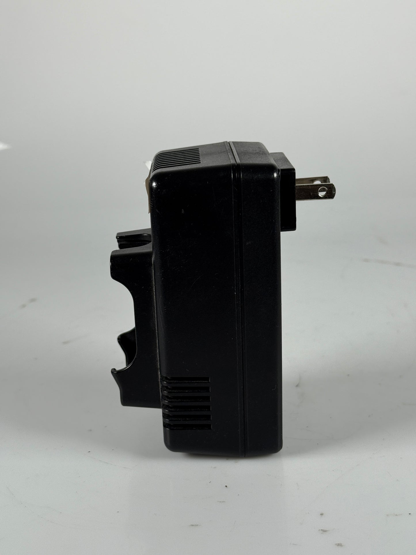 Leica M8 M9 battery charger Charging Unit #14463