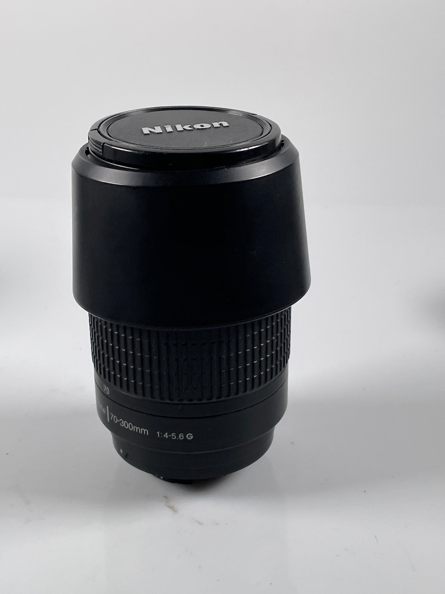Nikon AF NIKKOR 70-300mm f4-5.6 G Lens