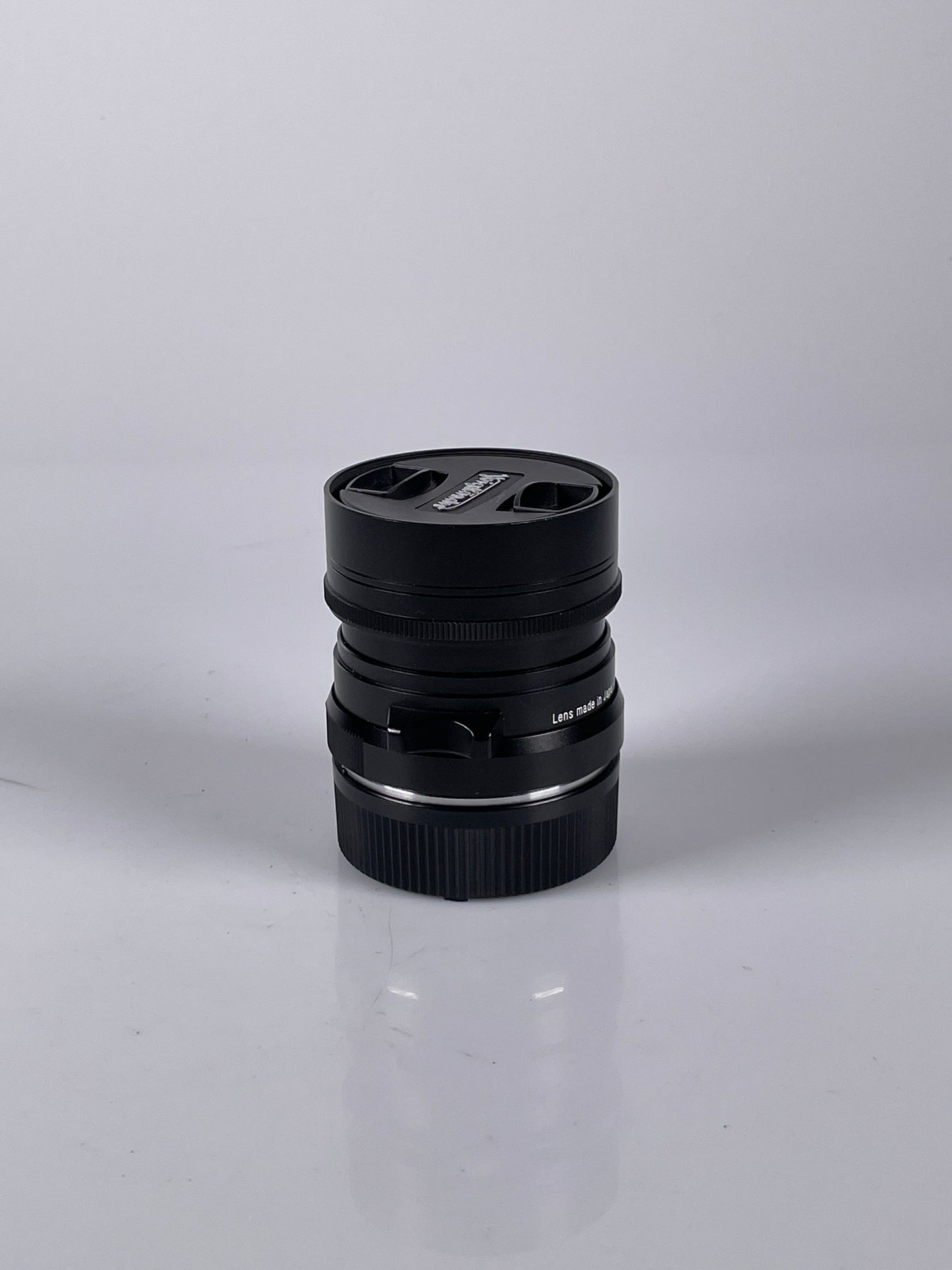 Voigtlander 28mm f2 ultron VM Lens Leica M mount
