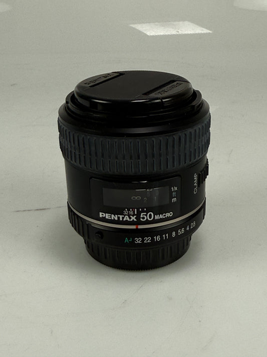 Pentax smc PENTAX D FA Macro 50mm F2.8 (Pentax K mount)