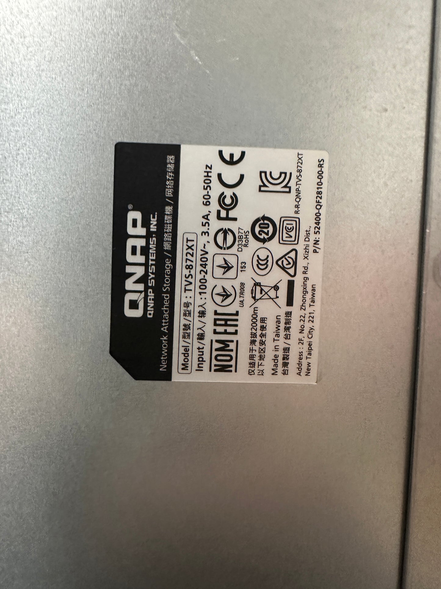 QNAP TVS-872XT 8-Bay NAS 4TB WD gold drives (i5-8400 CPU/16GB RAM/10GbE/Tb3 )