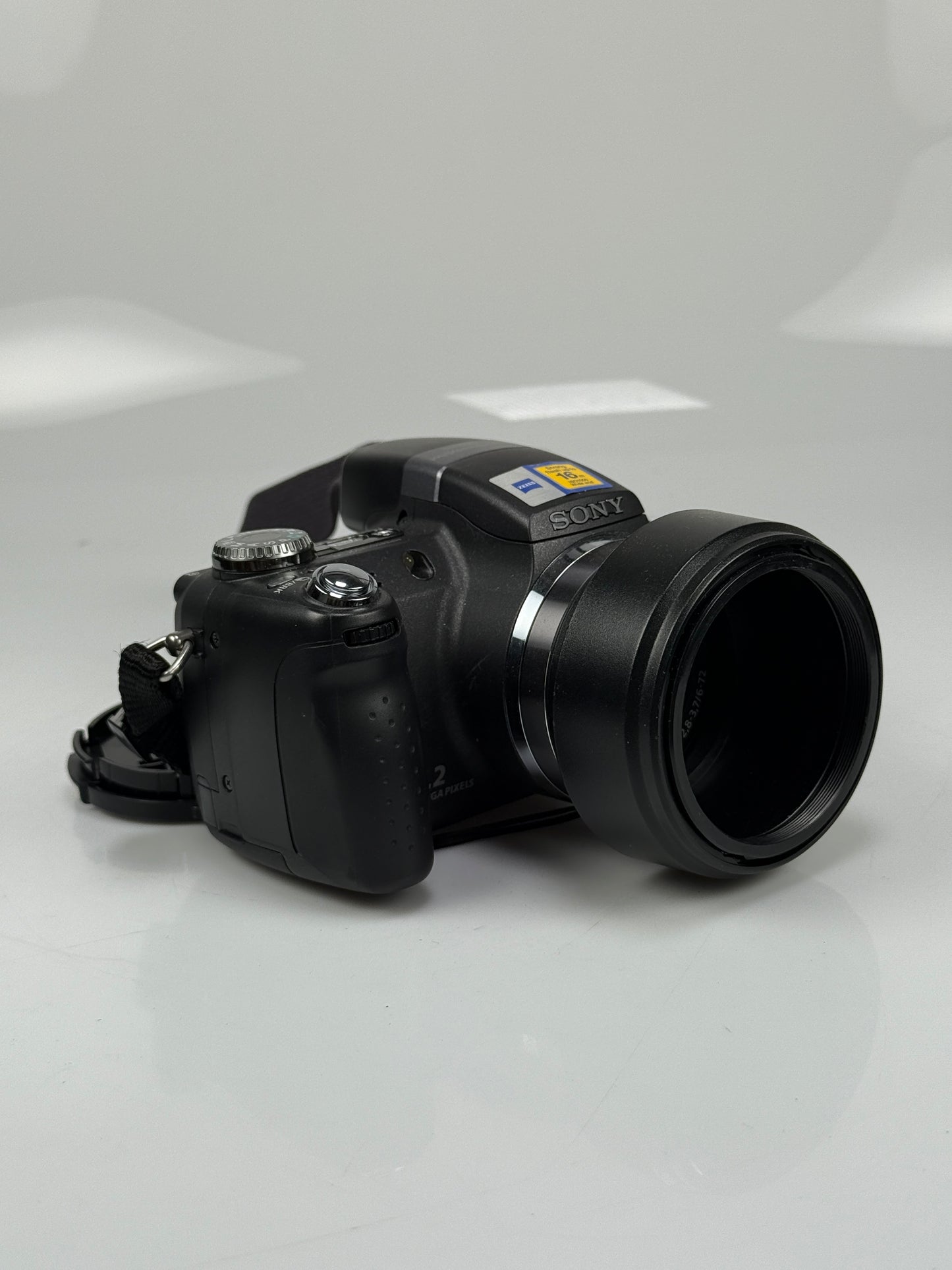 Sony Cyber Shot DSC-H5 Black 7.2 MP Digital Super Steady Shot Camera