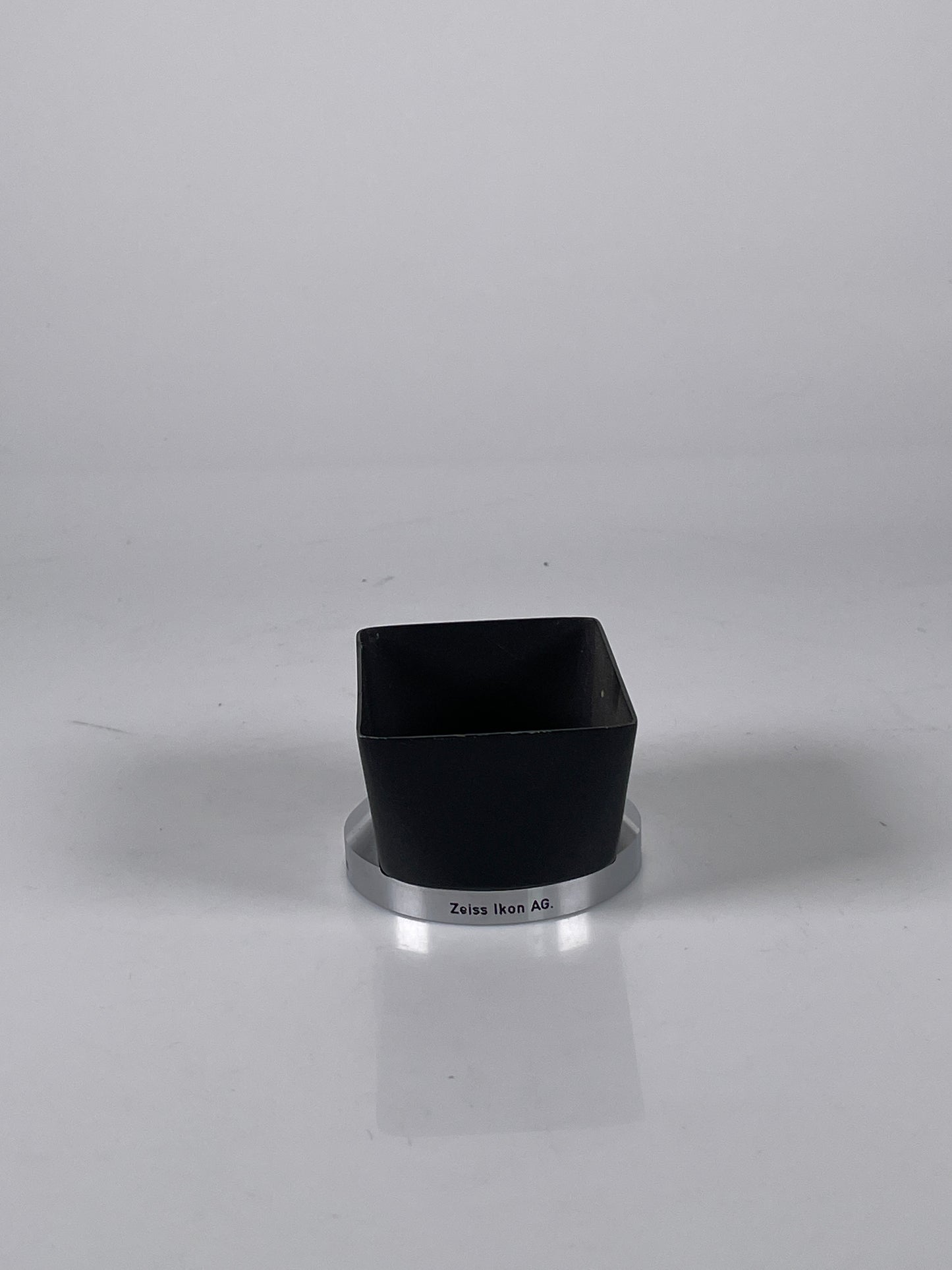 Zeiss Ikon black Hood Shade B56 for 50-135mm Lens For Contarex