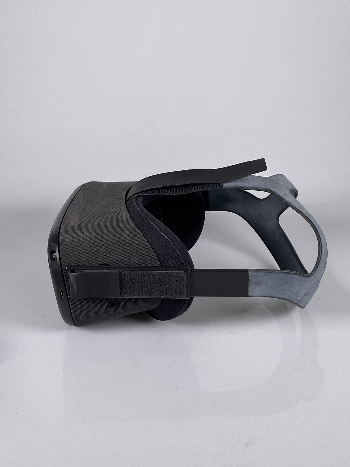 Oculus Quest 1 VR Headset White 64gb w/ Controllers
