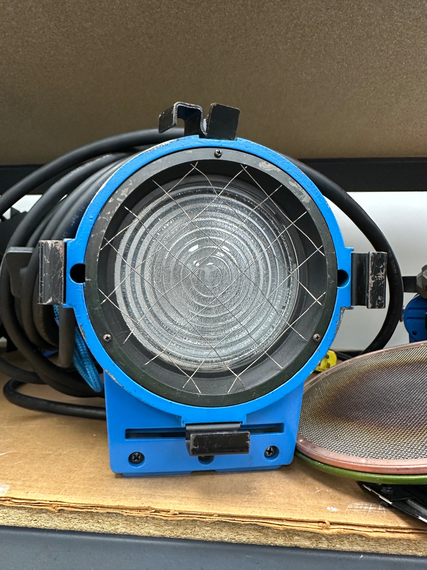 Arri 650 Plus Tungsten Studio Light With Barn Doors