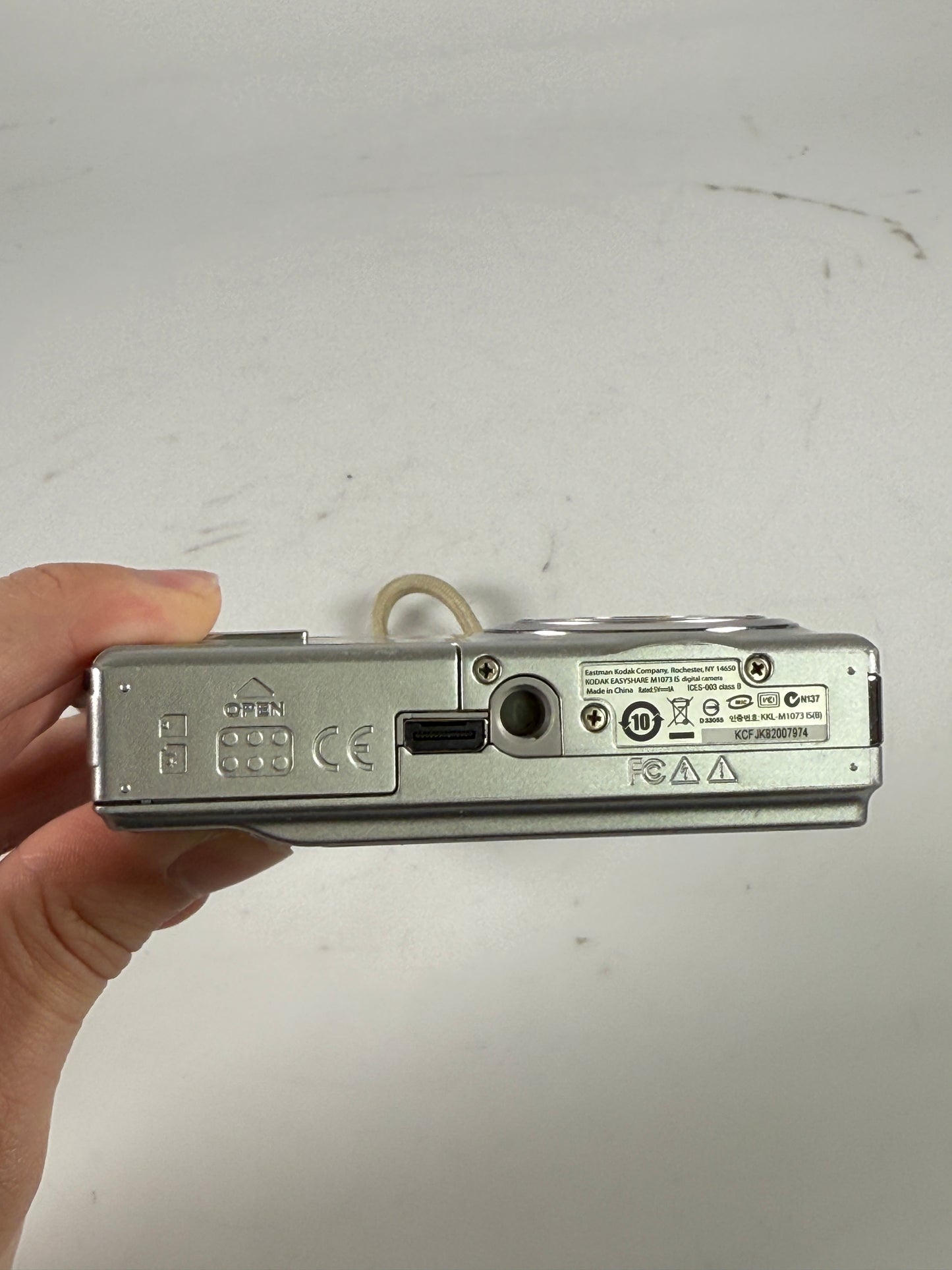 Kodak EasyShare M1073IS 10.3MP Digital Camera Silver