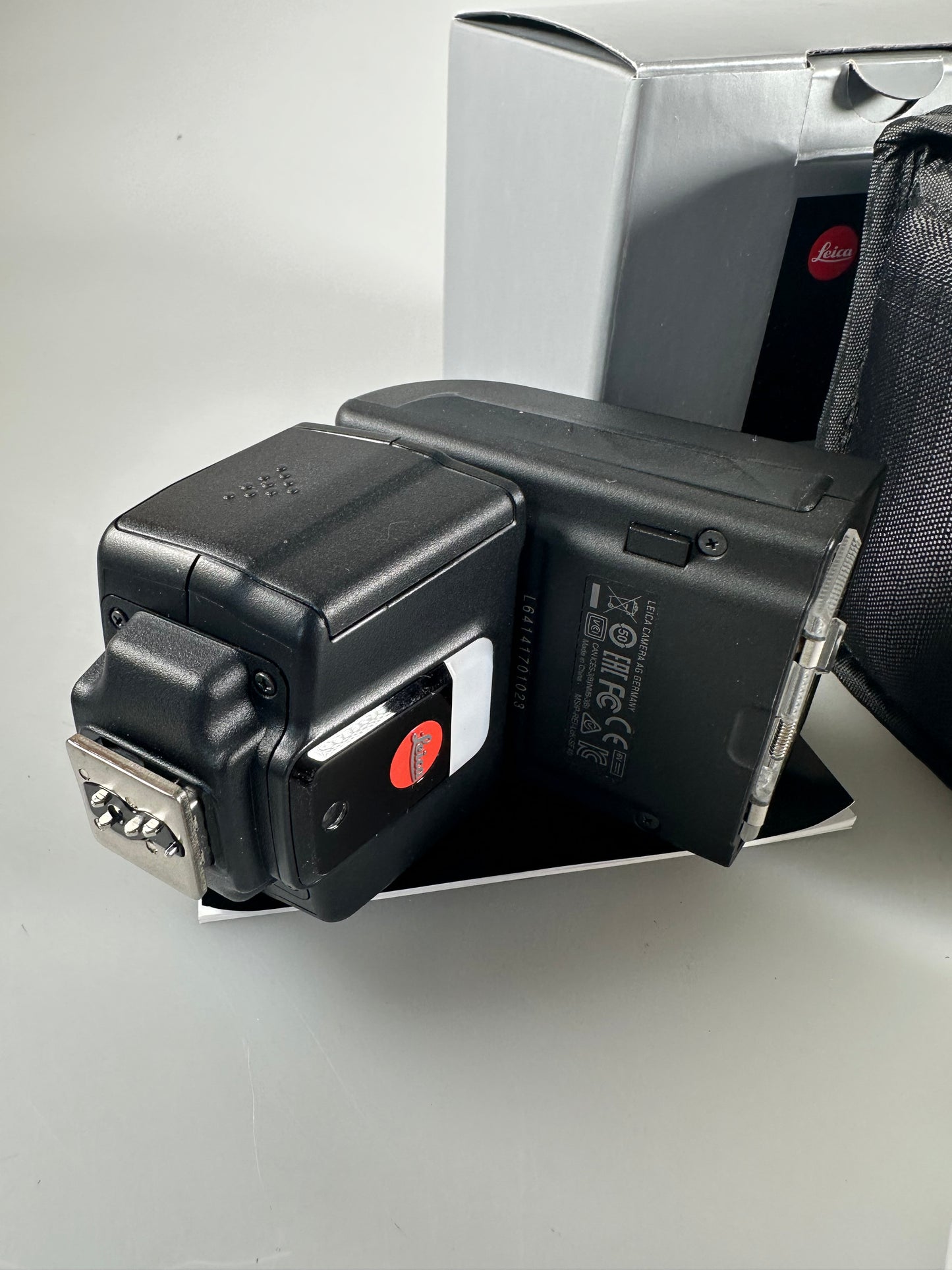 Leica SF-40 SF40 TTL Flash Unit 14624 for SL2 Q2 M10