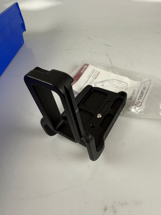 Really Right Stuff BVPB-XH1 Arca L-Bracket for Fujifilm X-H1