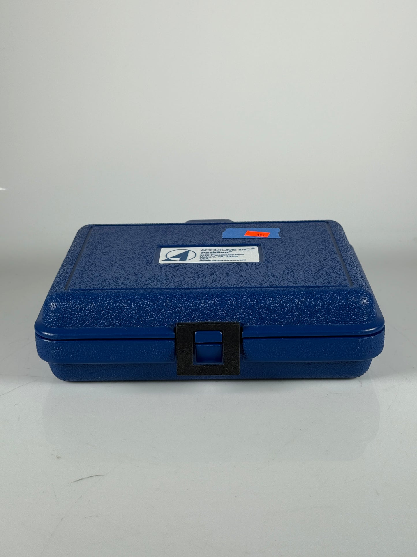 ACCUTOME PACHPEN MODEL 24-5100 PACHYMETER W/ CARRYNG CASE
