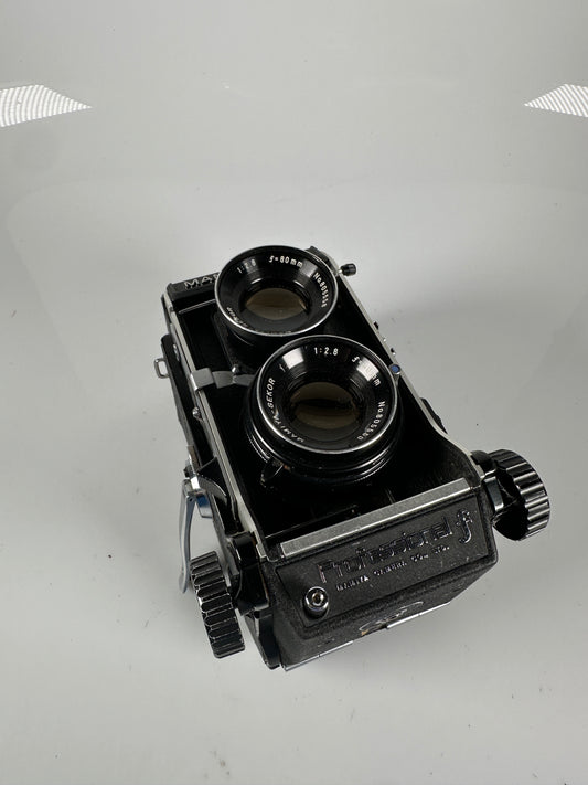 Mamiya C330 Pro F TLR medium format Film camera with waist level