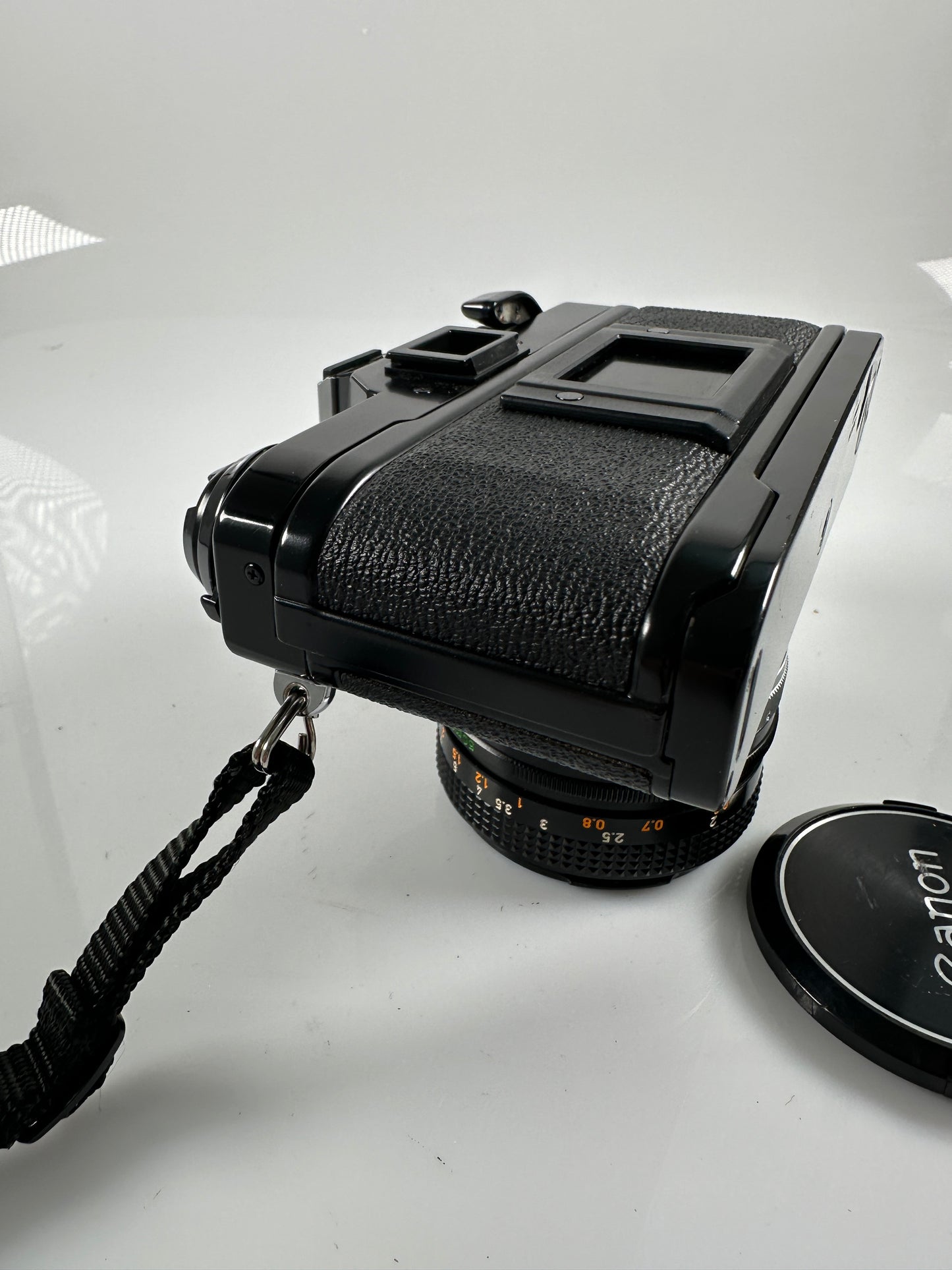 CANON AE-1 program black SLR 35mm Film Camera with 50mm f1.8 Kit