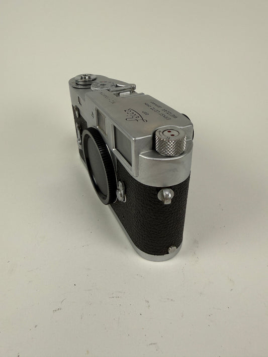 Leica M2 w/ Self Timer Chrome 35mm rangefinder film camera body