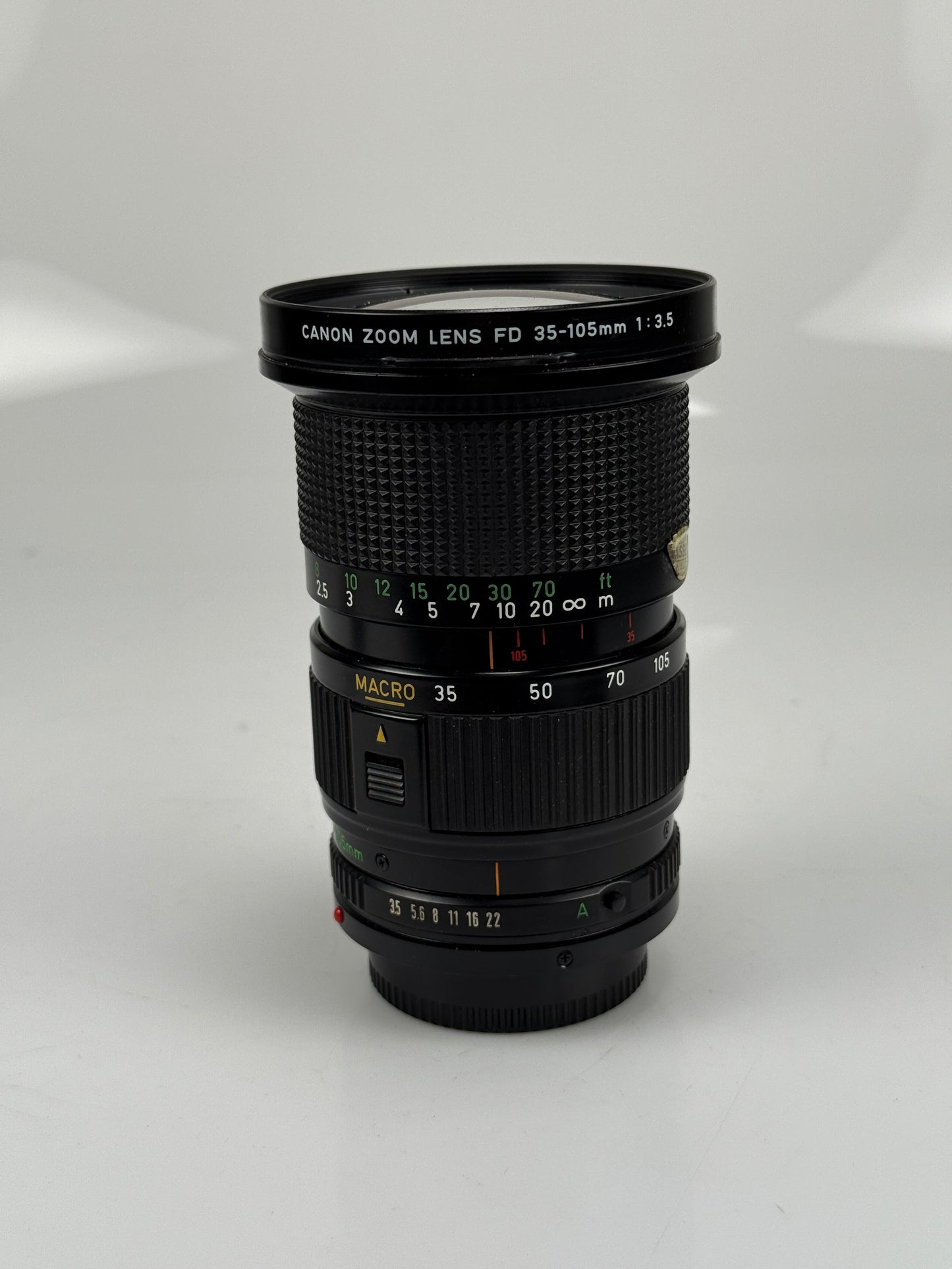 Canon New FD NFD 35-105mm f3.5 MF Zoom Lens