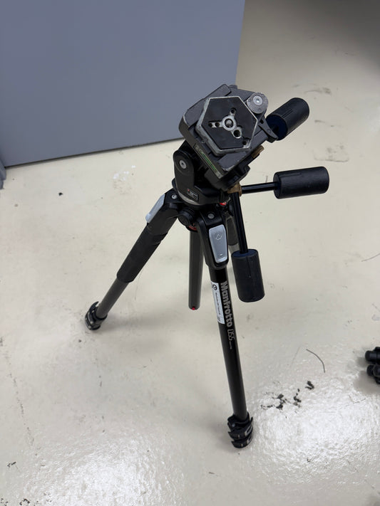 Manfrotto 055 3-Section Aluminum Tripod #MT055XPRO3 with 229 head