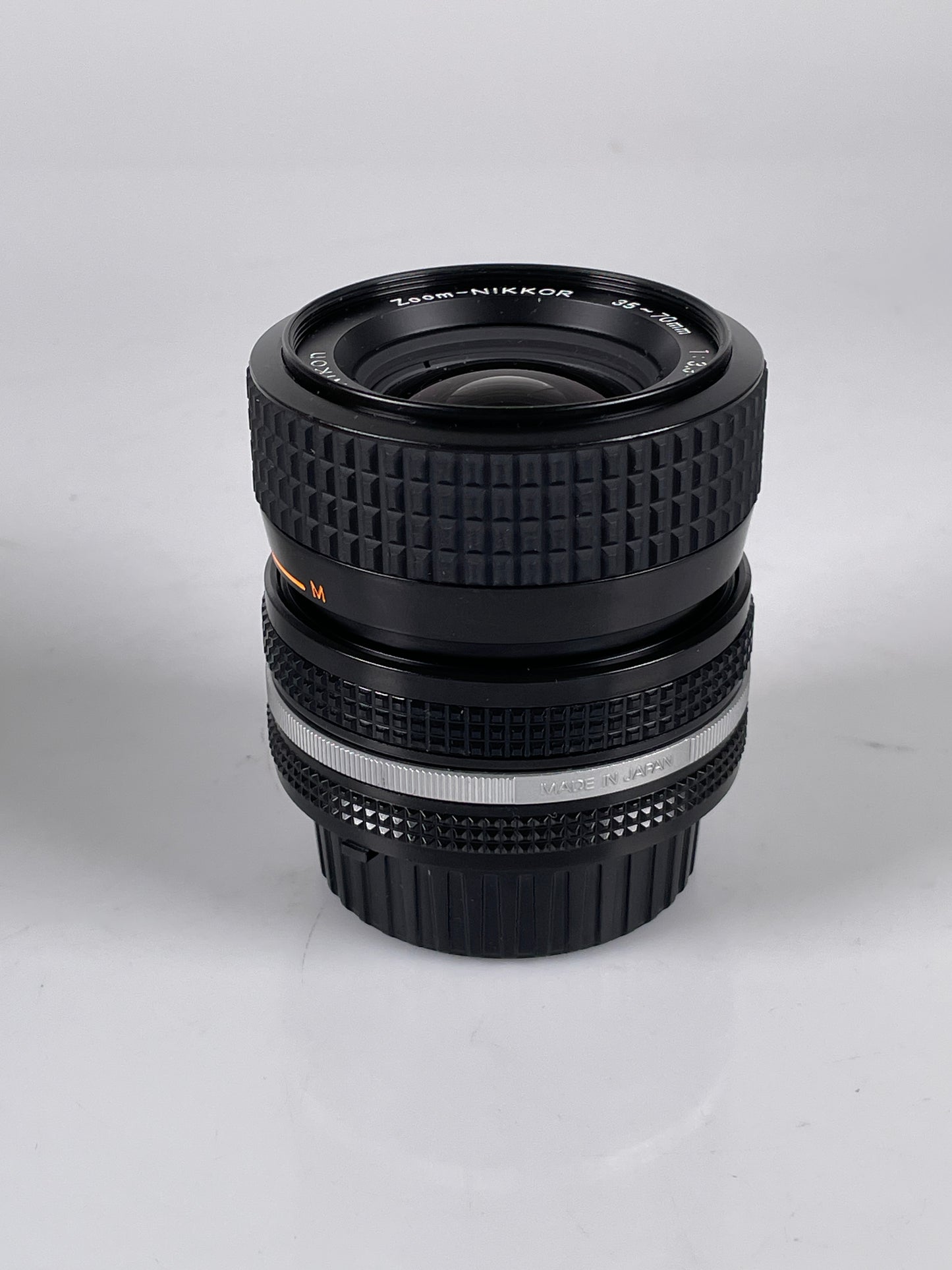 Nikon Nikkor 35-70mm f3.3-4.5 AIS Zoom Lens