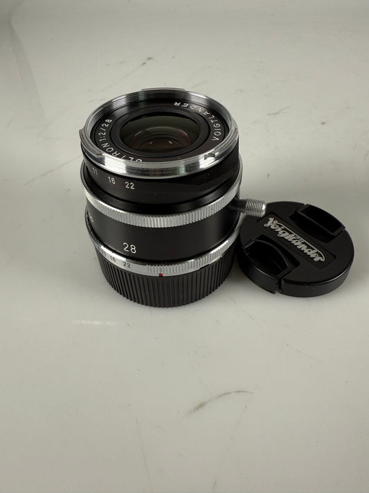 Voigtlander 28mm f2 ultron VM II Lens Leica M mount black