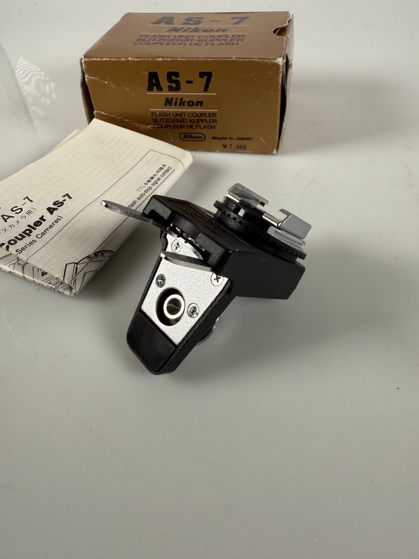 Nikon AS-7 Extension Flash Coupler Adapter for F3