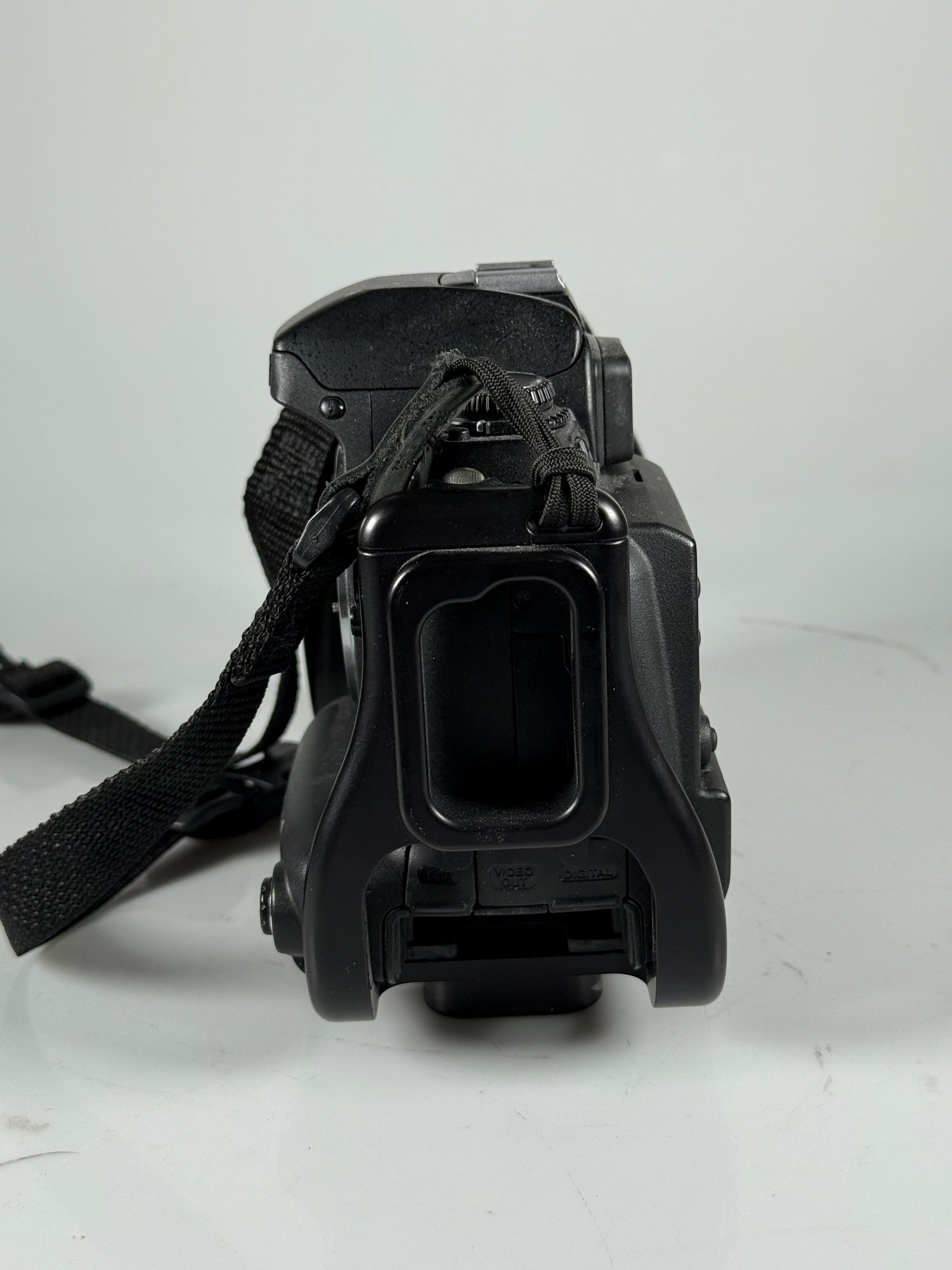 KODAK PRO SLR N PRO SLR/N DIGITAL CAMERA BODY NIKON MOUNT RARE