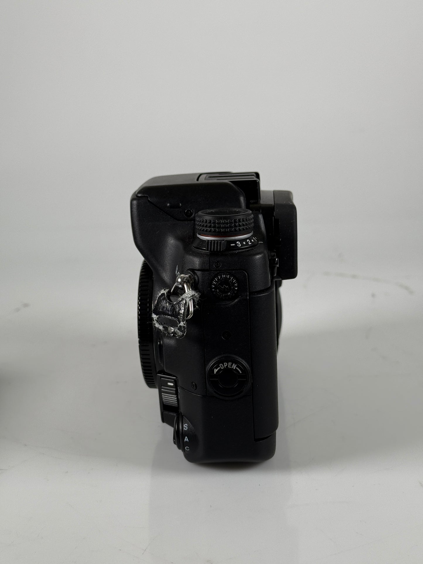 Minolta α9 a9 Maxxum Dynax Alpha 9 SLR 35mm Film Camera