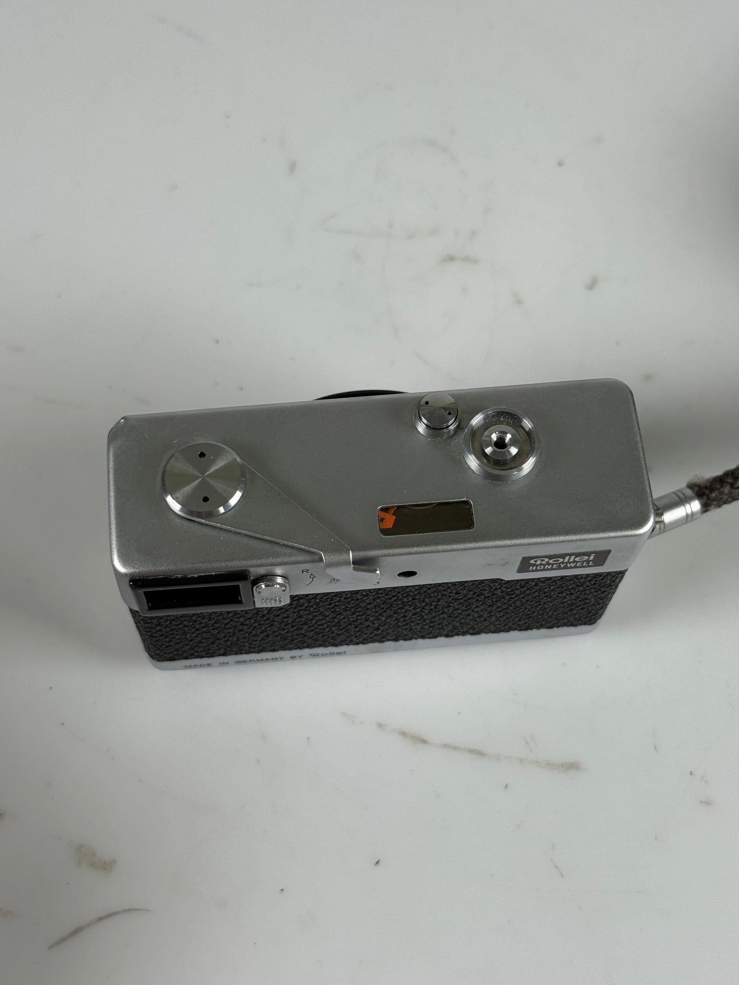 Rollei 35 Film Camera w/ Carl zeiss Tessar 40mm F3.5 Chrome Silver Honeywell Germany
