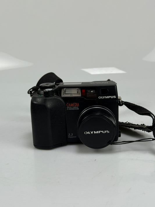 Olympus Digital Camera Camedia C-3040 3.3MP Black