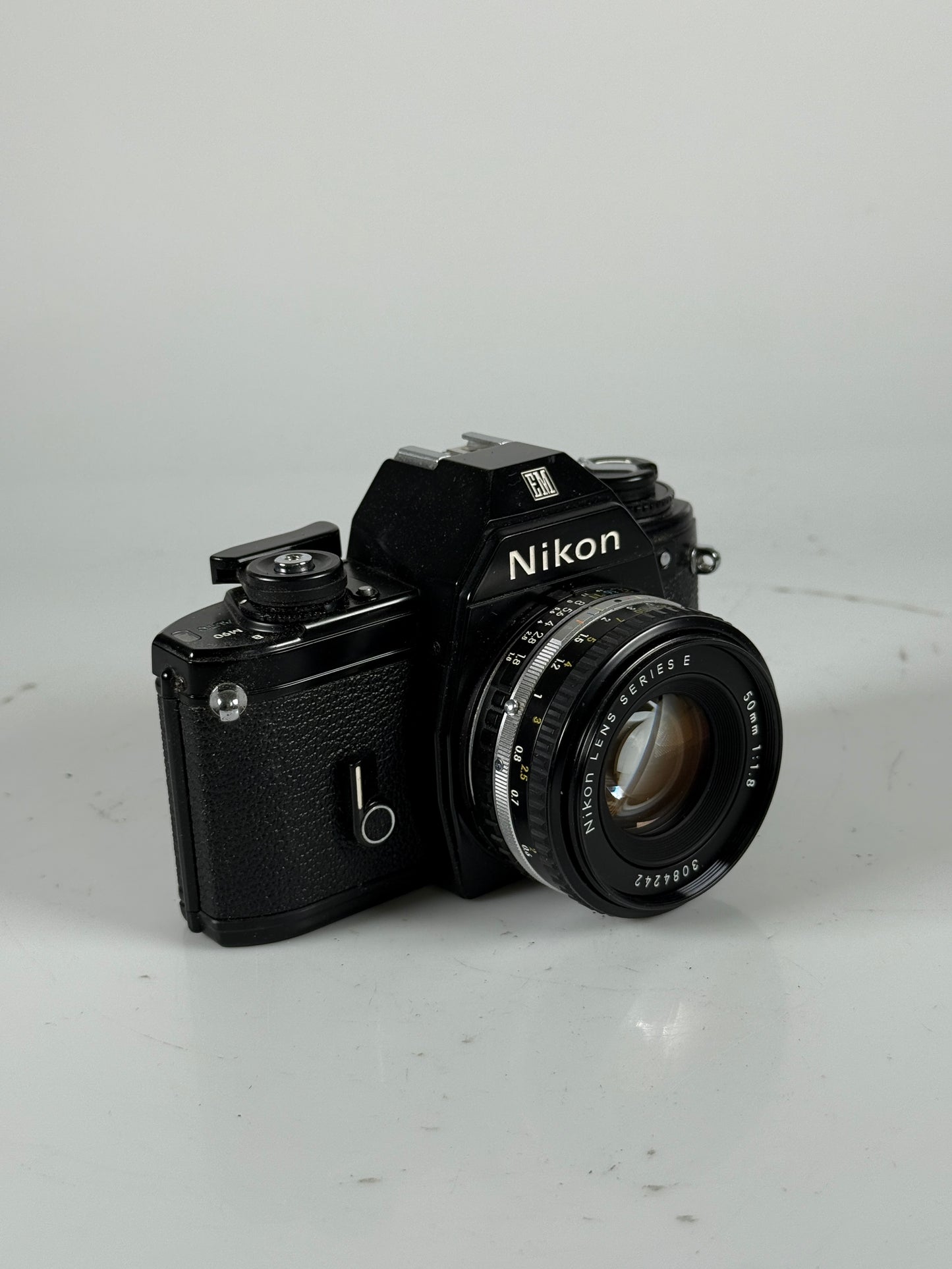 Nikon EM 35mm Film SLR Camera w/ Series E Nikon 50mm f1.8 Prime Lens