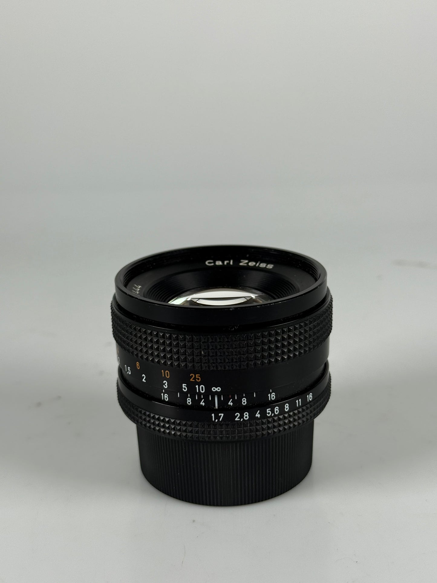 Contax Carl Zeiss Planar T* 50mm F1.7 Lens CY Mount Japan