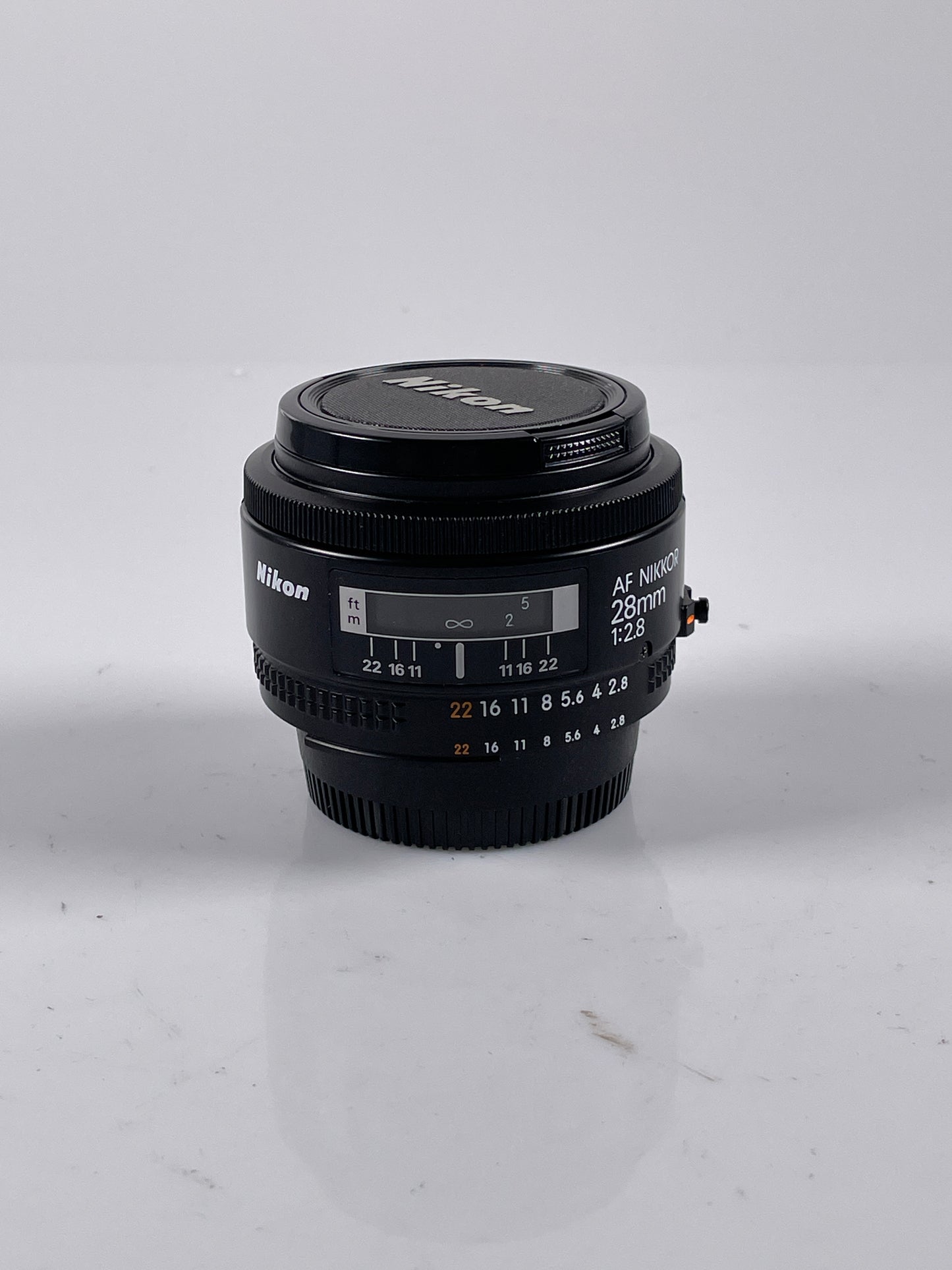 Nikon AF Nikkor 28mm f2.8 Wide Angle Prime Lens