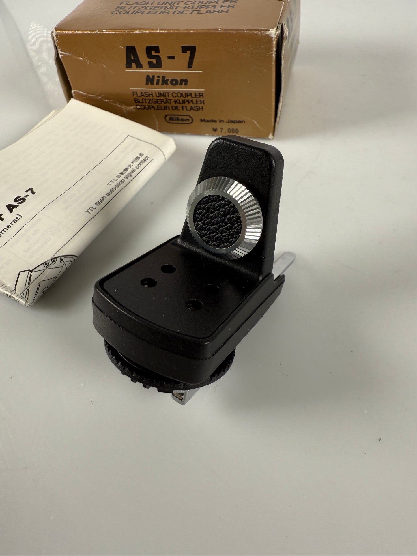 Nikon AS-7 Extension Flash Coupler Adapter for F3