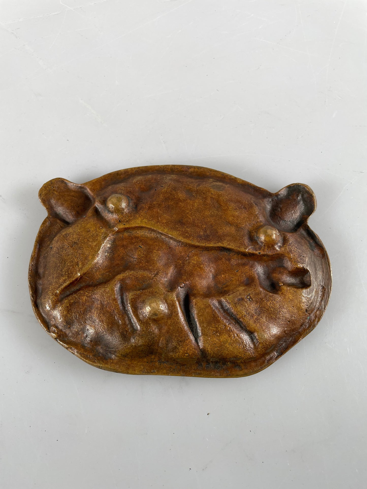 United Brass Works Brooklyn NY w/embossed image of a dog ash tray smoking