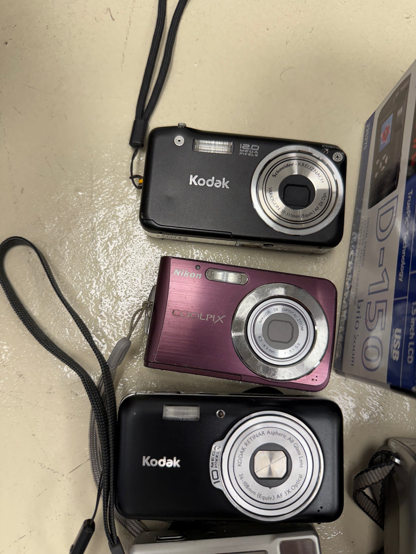 Digital Camera Lot Kodak sony Canon Olympus Nikon