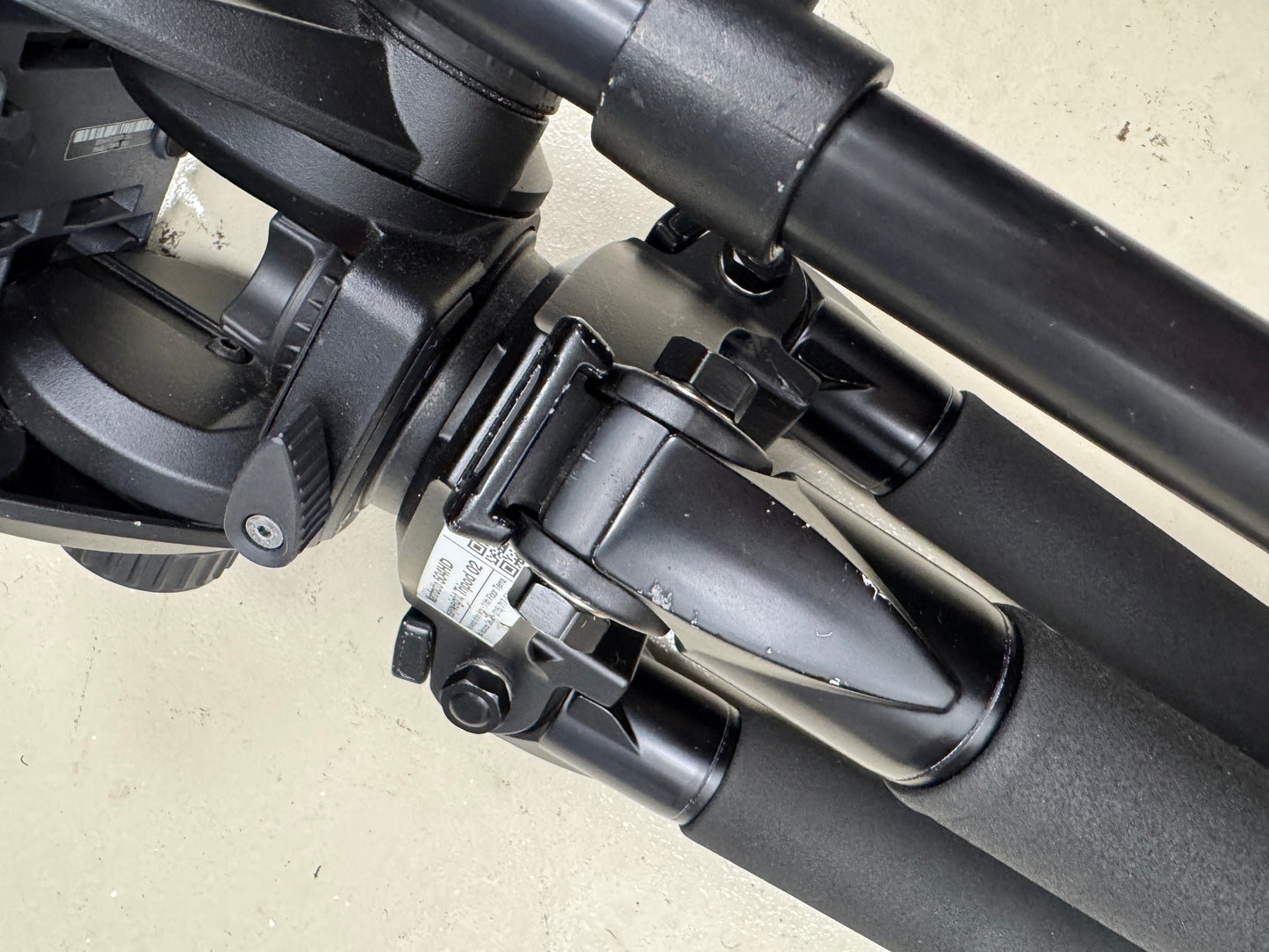 Manfrotto Tripod video head 504HD with Miller legs