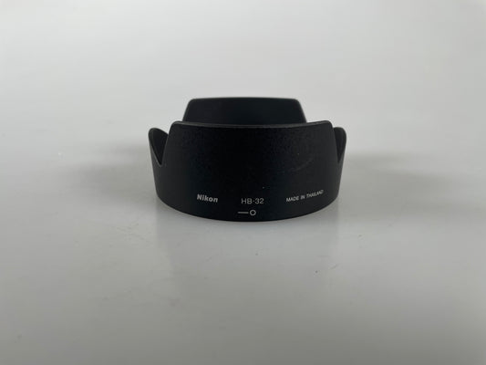 Nikon HB-32 Lens Hood Shade F/18-70,18-105 & 18-135 AF Nikon Lenses