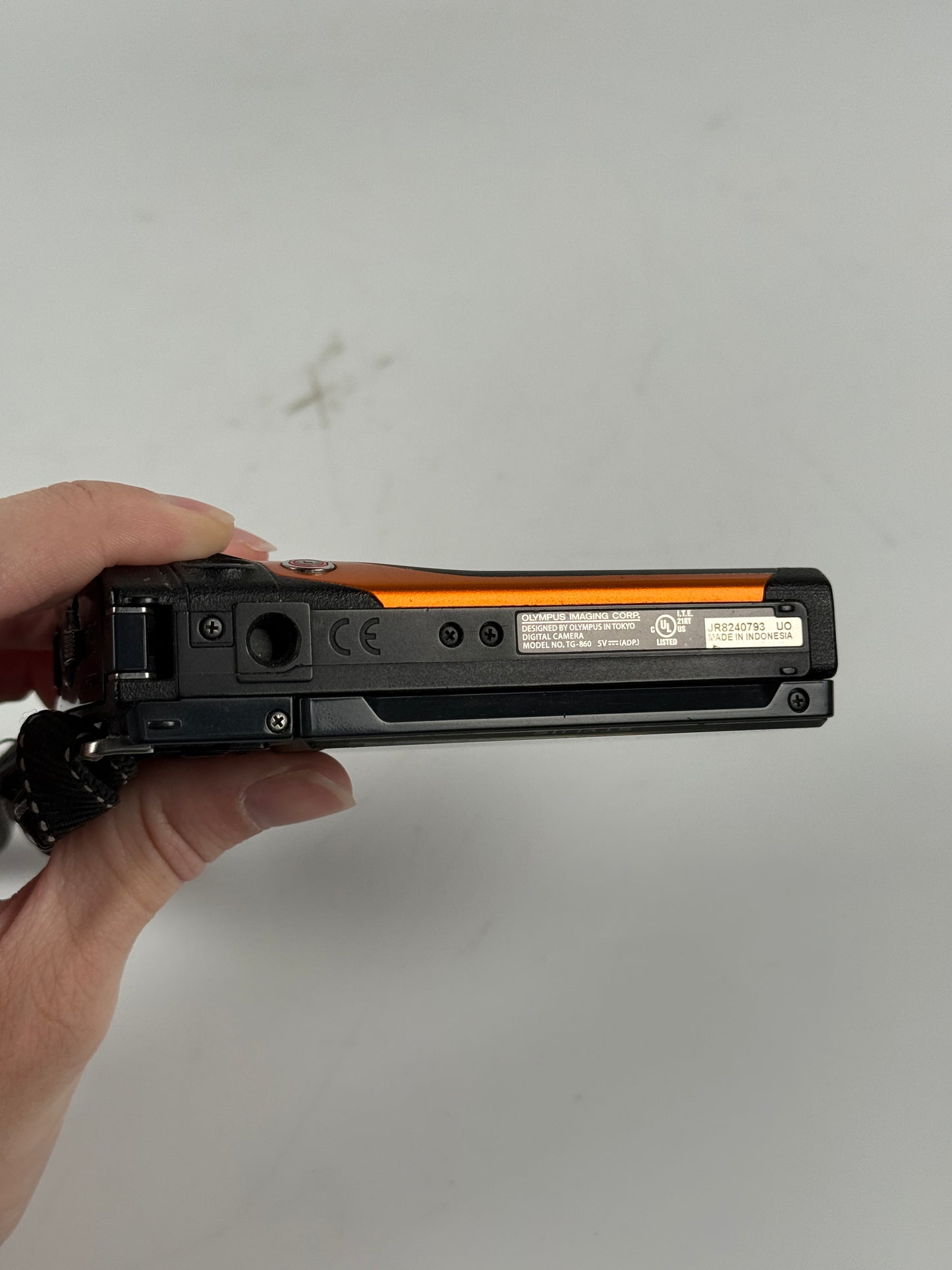 Olympus Stylus Tough TG-860 16.0MP Waterproof Digital Camera Orange