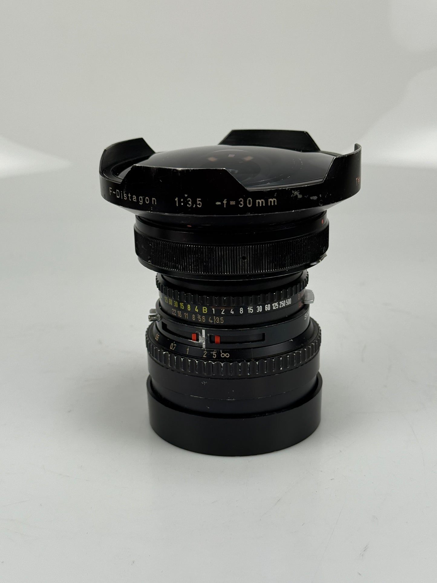 Carl Zeiss F-Distagon T* 30mm F3.5 C Fisheye Lens for Hasselblad