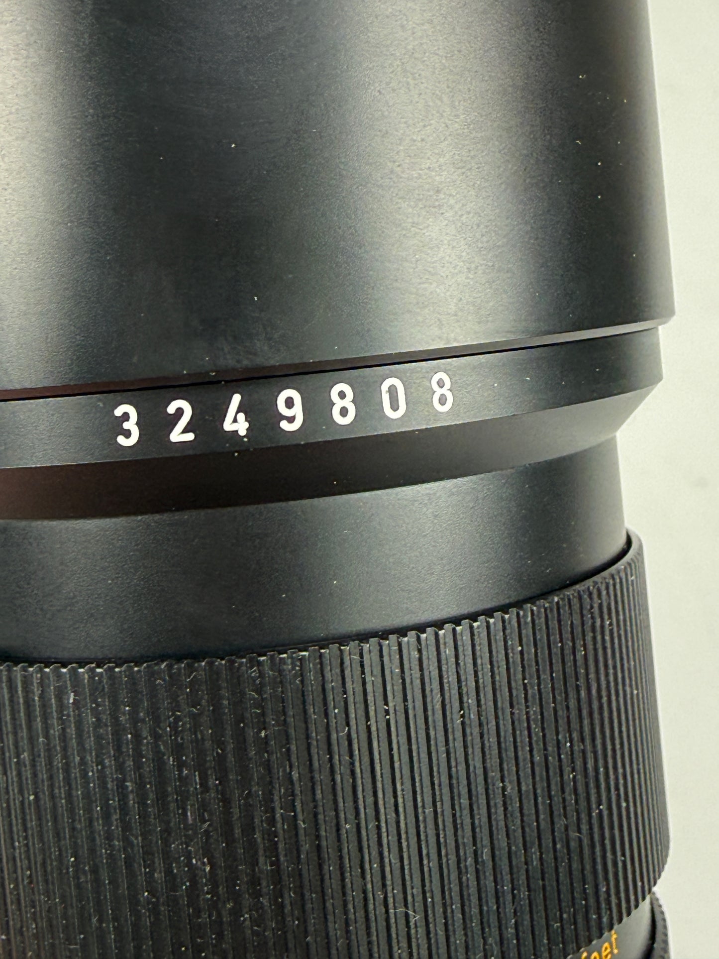 Leica 180mm f2.8 Elmarit-R V.2 Telephoto 3 Cam R Lens
