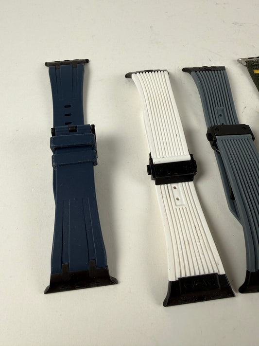 Apple Watch Ultra 3 strap lot