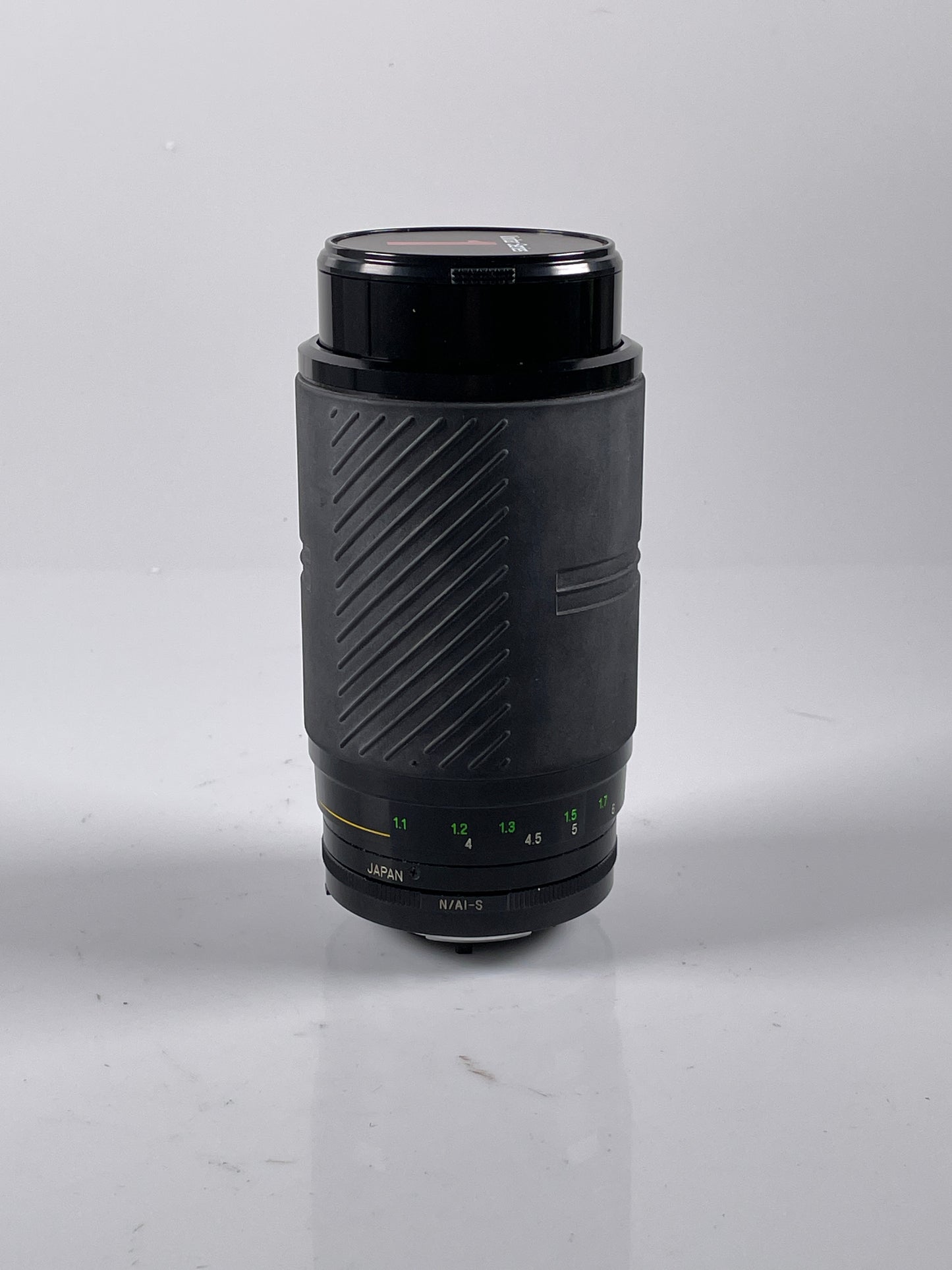 Vivitar 70-210mm 1:2.8-4.0 VMC Series II Macro Lens Nikon F