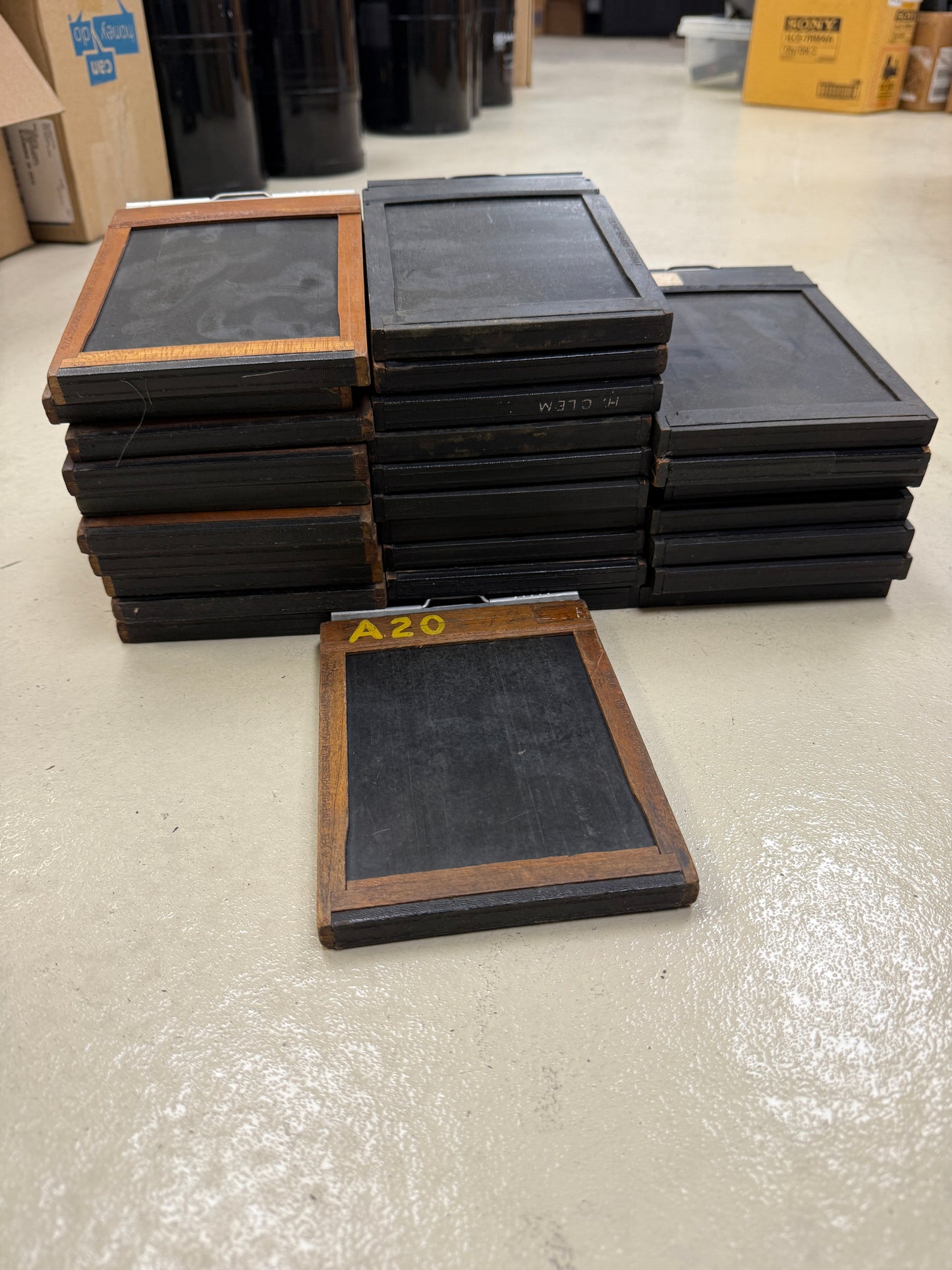 Lot of 28 Vintage Folmer Graflex 4x5" Cut Film Holders