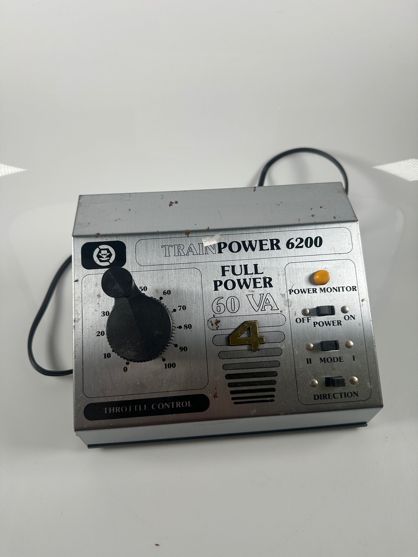 MRC 6200 Trainpower Power Pack (Silver)