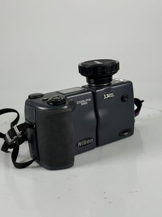 NIKON Coolpix 990 3.34MP CCD Y2K Digicam Digital Camera + WC-E24