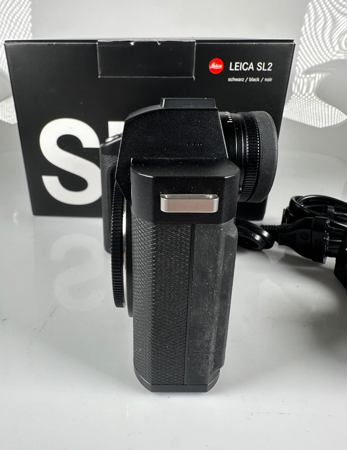 Leica SL2 Mirrorless Digital Camera Body