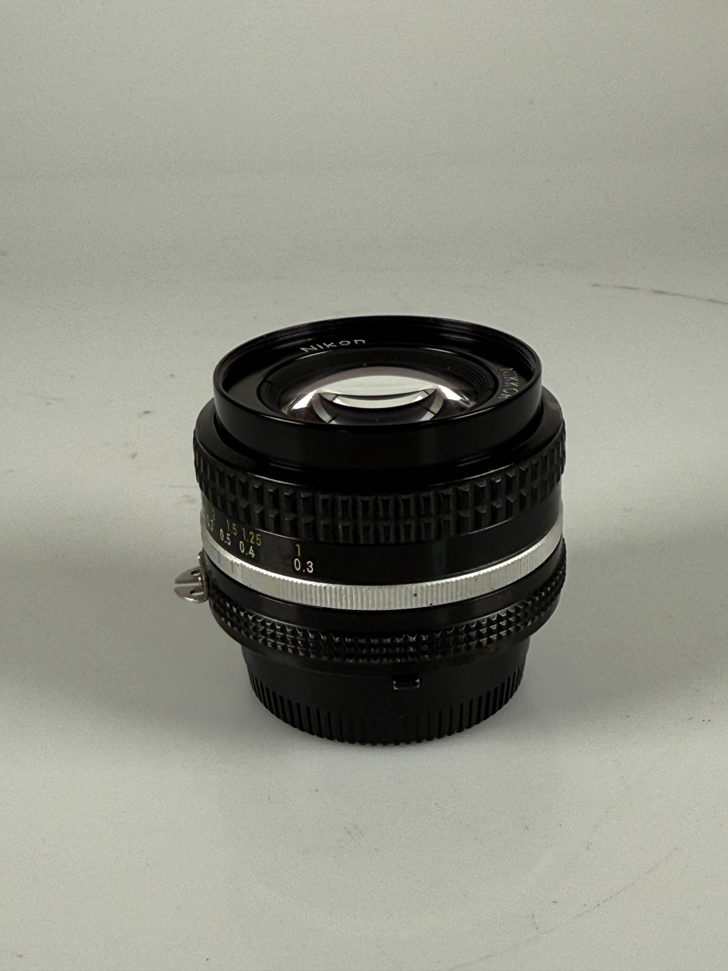 Nikon Ai-S AiS NIKKOR 20mm f3.5 MF Ultra Wide Angle Prime Lens