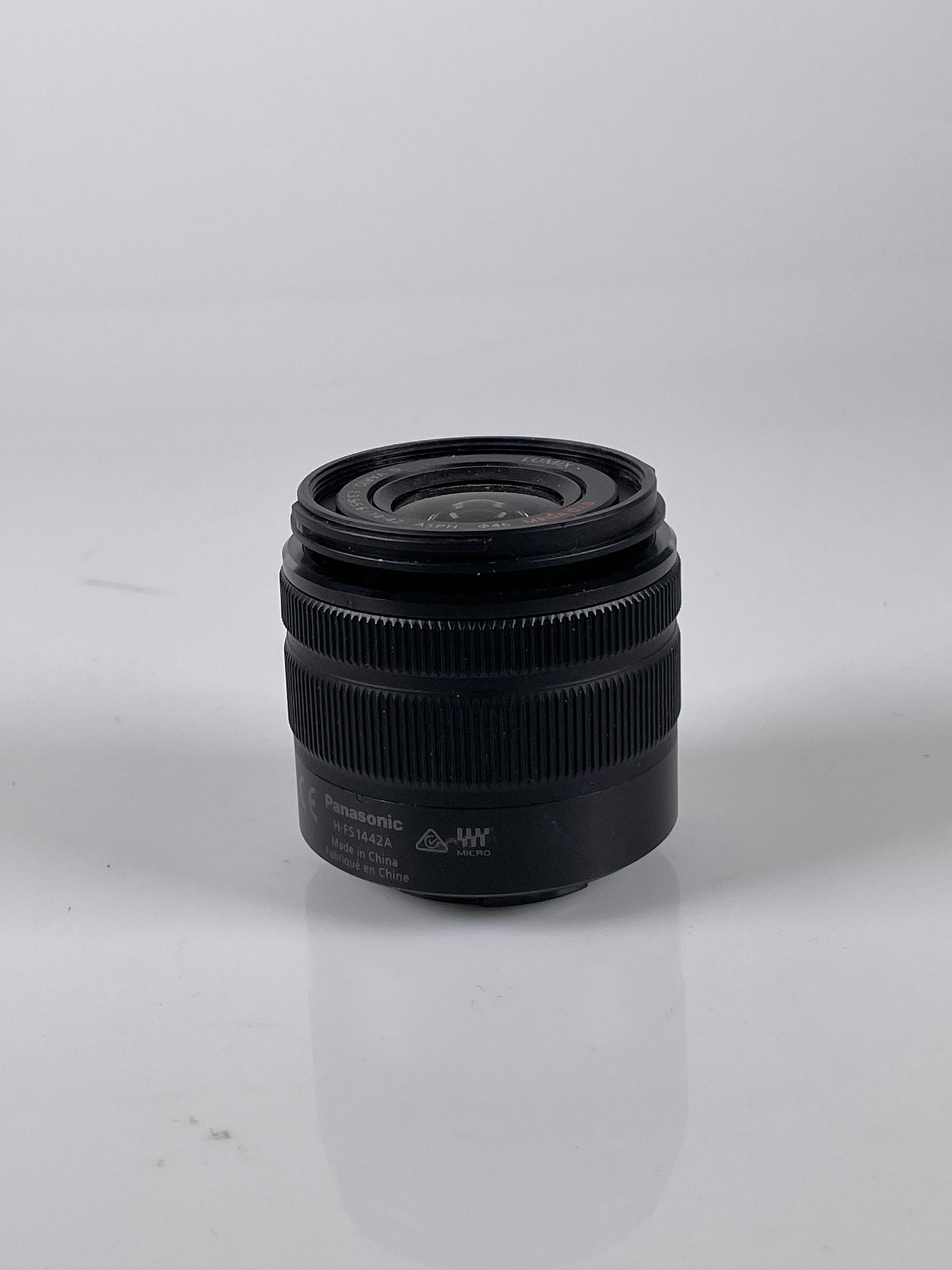 Panasonic Lumix G Vario H-FS1442A 14-42mm f/3.5-5.6 ASPH Mega OIS II