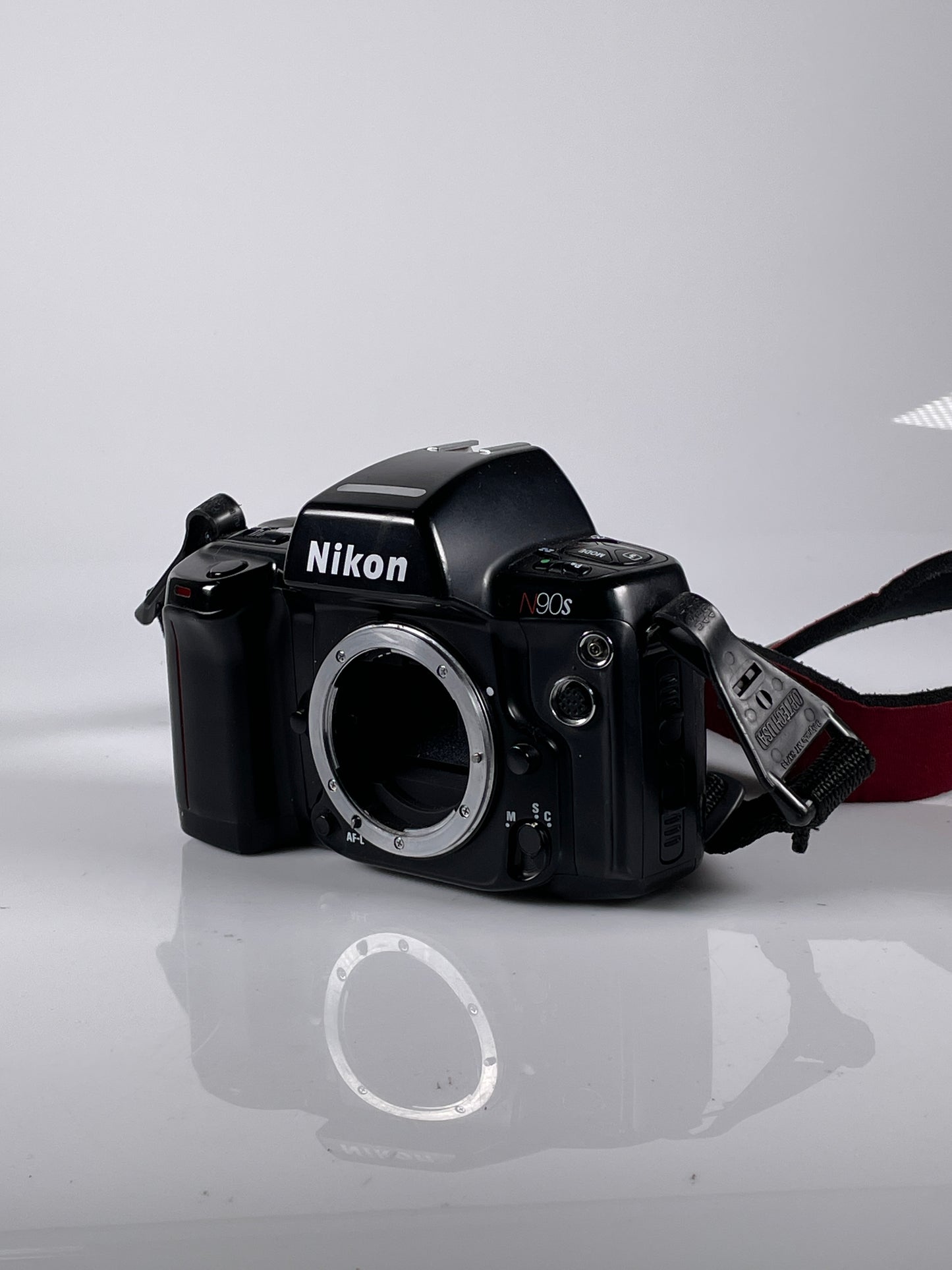 Nikon N90s AF SLR Film Camera Body