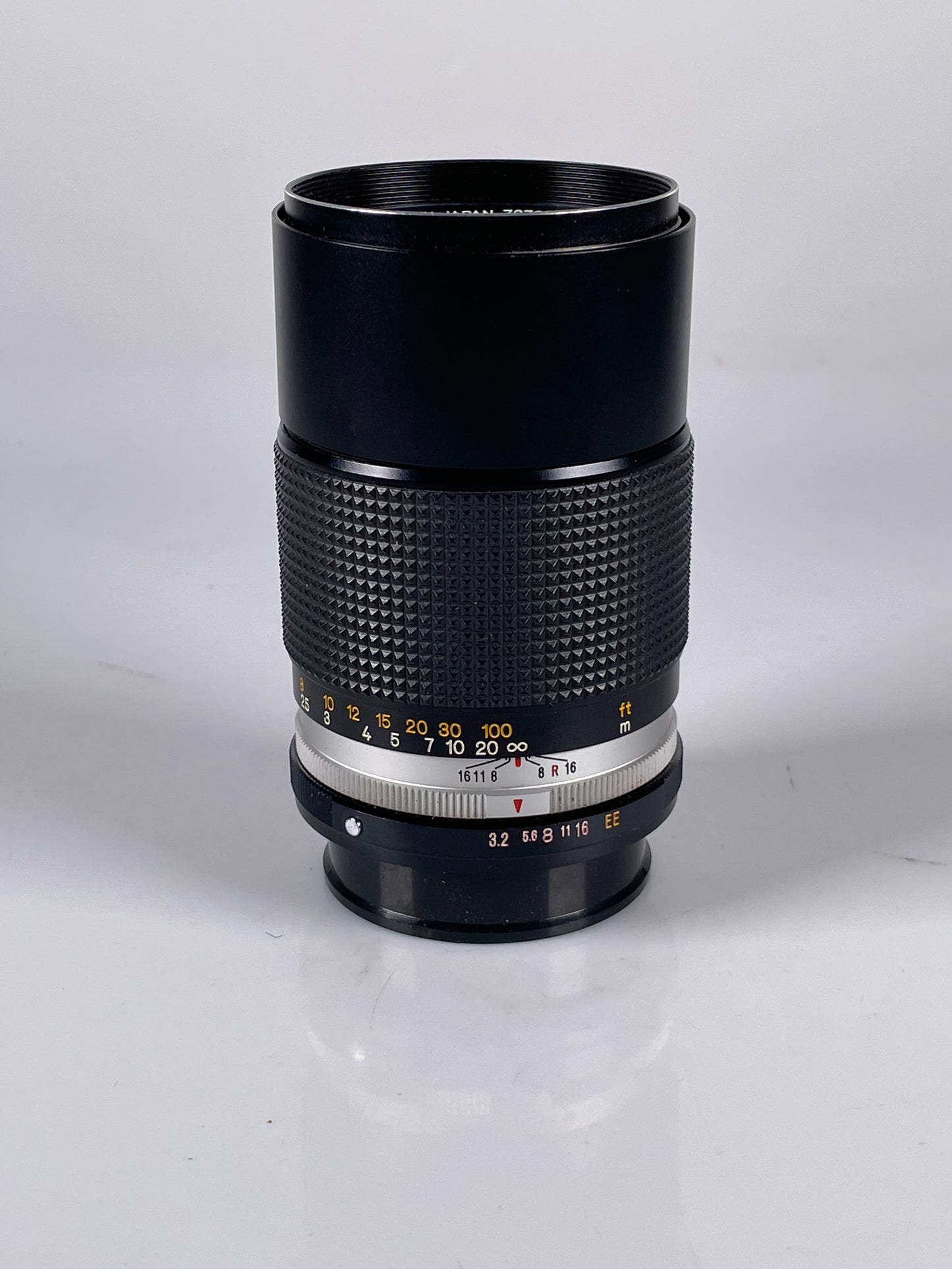 Konica Hexanon AR 135mm f3.2 MF Prime Telephoto Lens w Caps