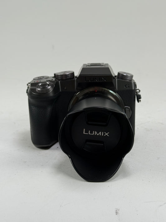 Panasonic LUMIX DMC-G7 Mirrorless Digital Camera w/14-42mm Lens Kit