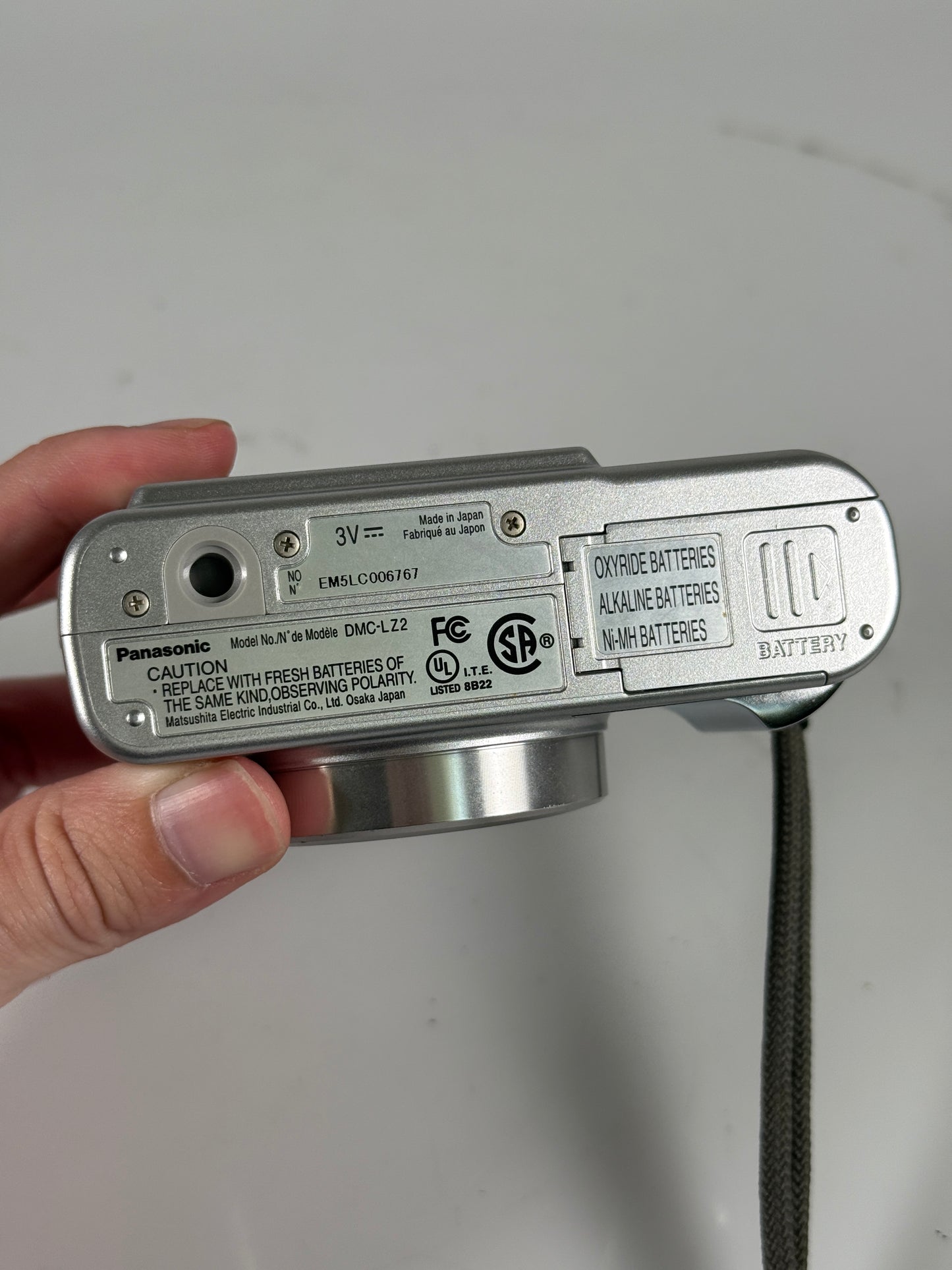 Panasonic Lumix DMC-LZ2 5.0MP 24x Zoom Digital Camera