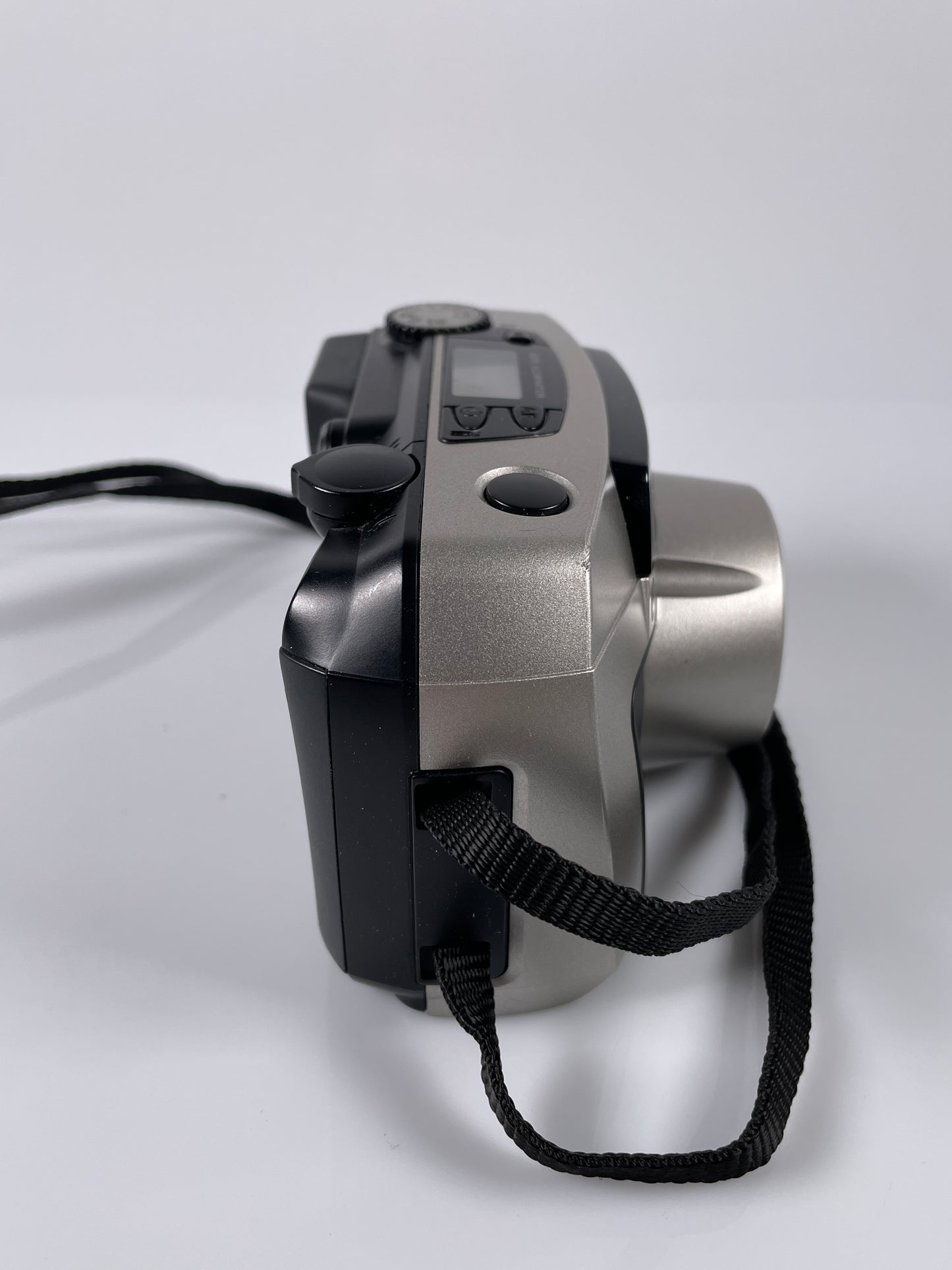 PENTAX IQZoom 200 35mm Film Camera - Tested