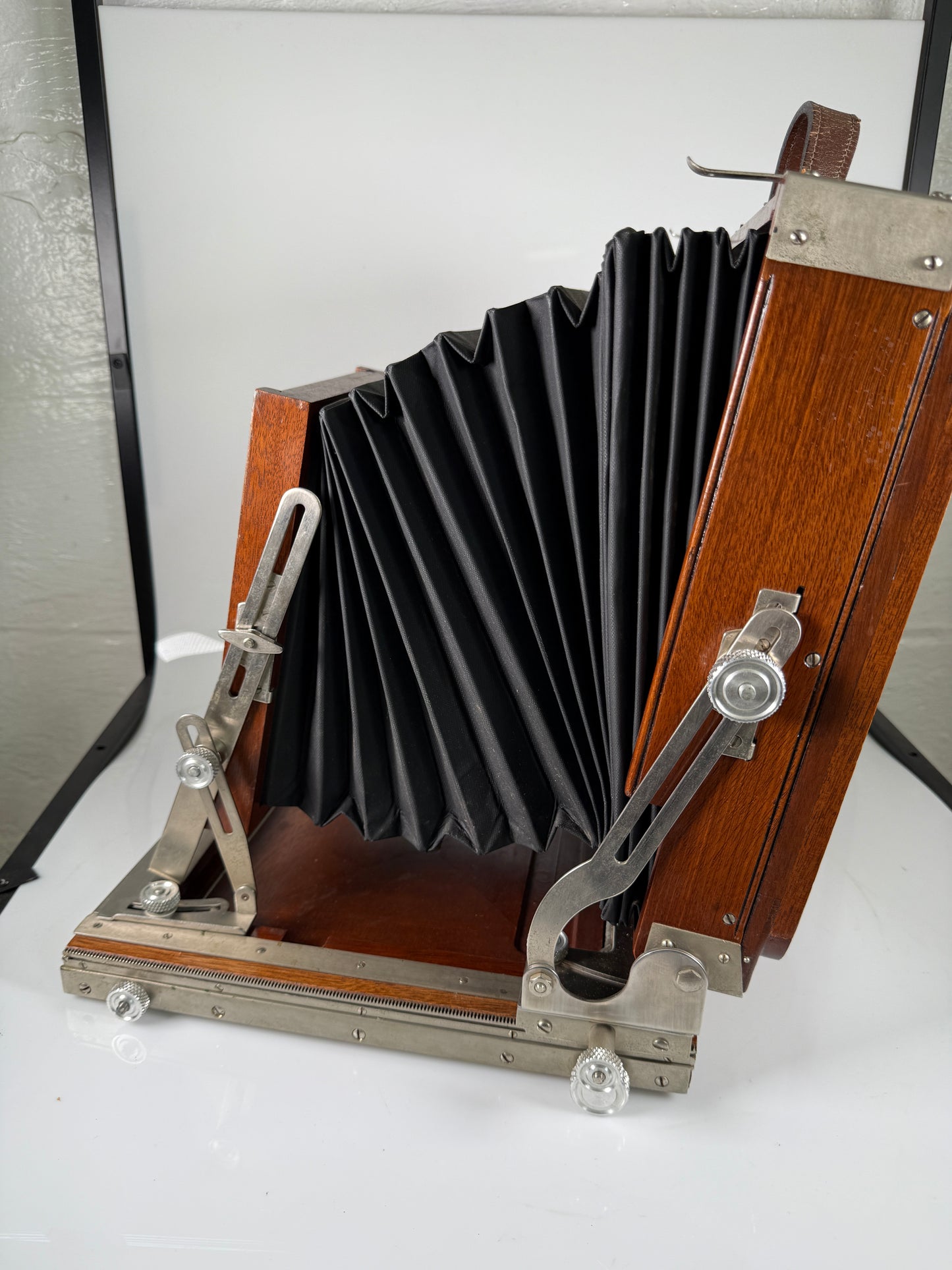 Deardorff V8 8x10 Field Camera Wooden Camera